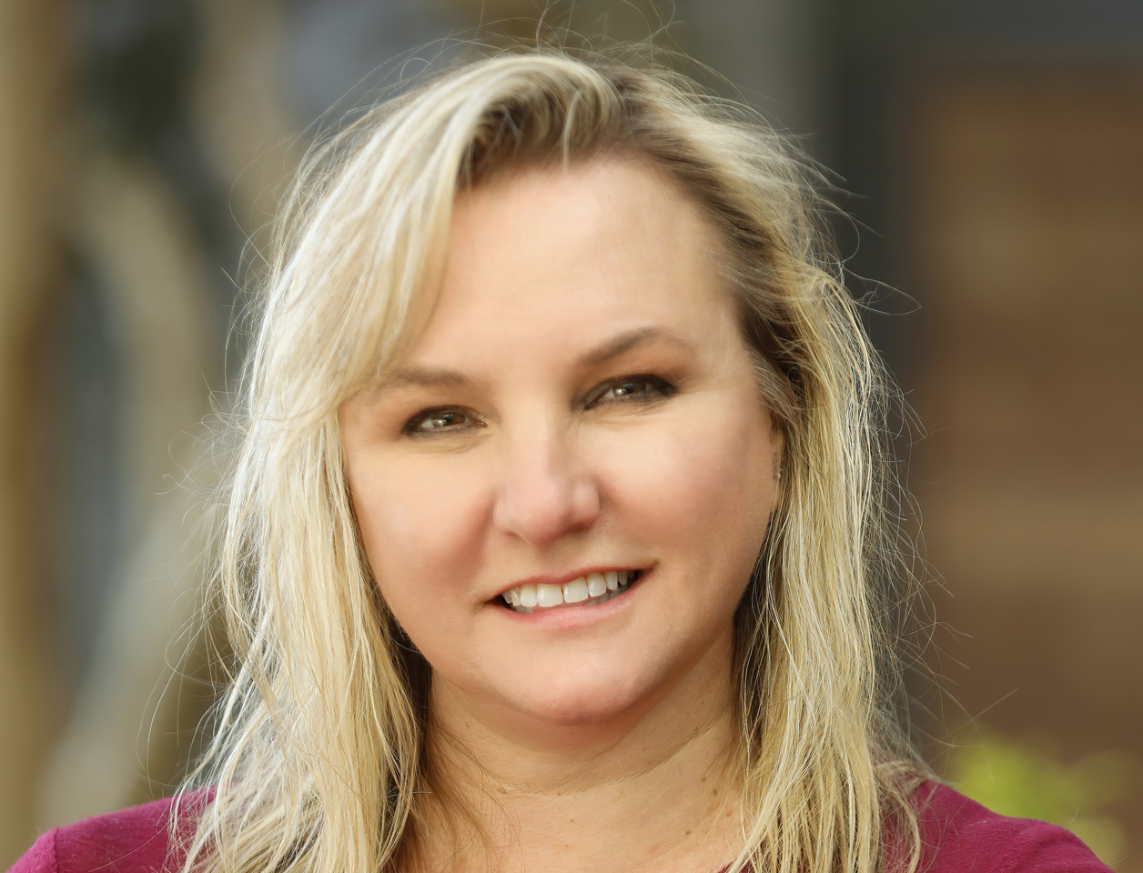Rose Leder headshot